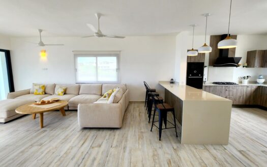 Ville 4BR con vista oceano in una residenza centrale sopra la città
