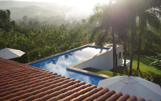Villa ibicenca con viste mozzafiato in città