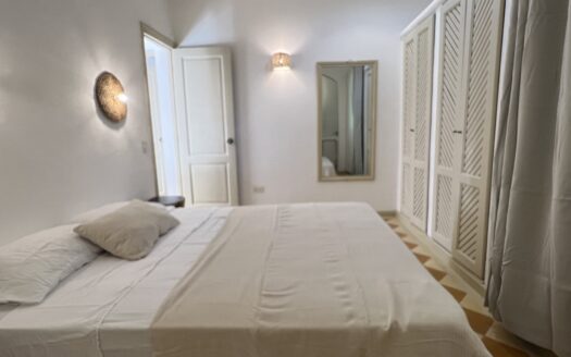 Condo con 2 Camere da Letto con Vista Panoramica e Forte Potenziale di Affitto