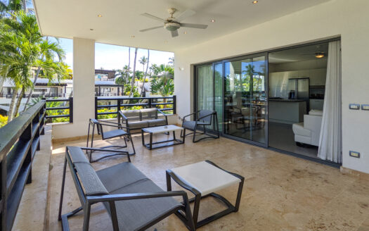 Condo con 3 camere da letto in prima linea in un appart-hotel fronte mare