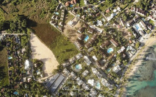 Lotto pronto per costruire vicino alla spiaggia