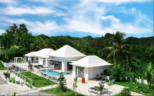 Villa contemporanea con vista oceano di 5 camere da letto