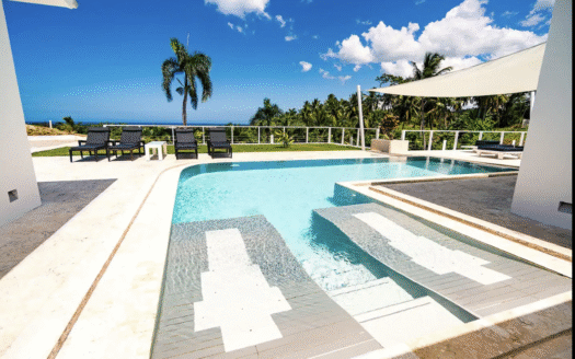 Villa contemporanea con vista oceano di 5 camere da letto